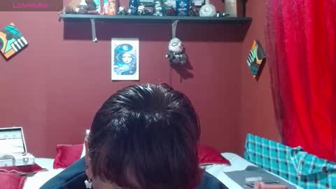 S A S H A R O S E online show from December 3, 1:35 pm