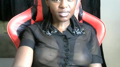 sassy_lyne online show from April 18, 6:38 am