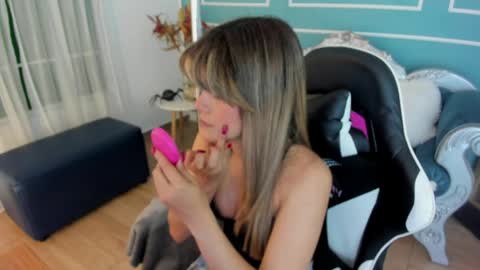 sassy_mist online show from May 22, 7:01 pm
