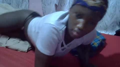 Snapshot of sassybabe20 chatting on September 22, 3:16 am sassybabe20 online show from September 22, 3:16 am