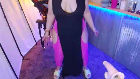 sassylatin45 online show from March 22, 1:55 am