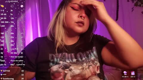Snapshot of satyn_doll chatting on January 5, 12:31 am Gina George online show from January 5, 12:31 am