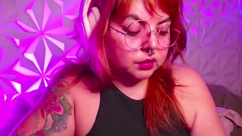 Snapshot of satyn_doll chatting on September 16, 1:24 am Gina George online show from September 16, 1:24 am