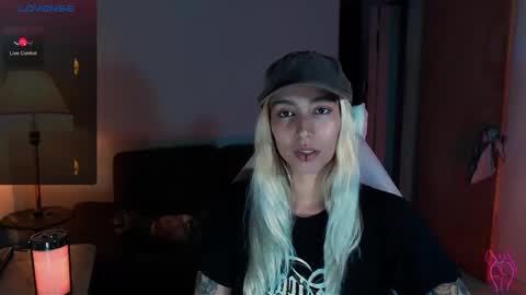 I AM JENN  online show from December 7, 2:42 am