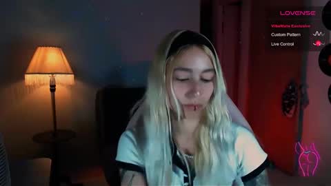 I AM JENN  online show from January 9, 3:26 am