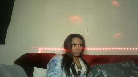 Snapshot of saucy_shanice chatting on March 2, 7:19 pm Shaniiice online show from March 2, 7:19 pm