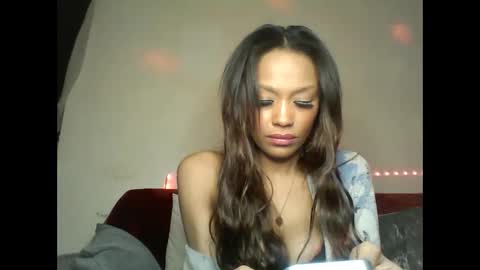 Snapshot of saucy_shanice chatting on March 11, 7:03 pm Shaniiice online show from March 11, 7:03 pm