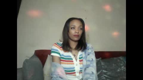 Snapshot of saucy_shanice chatting on September 13, 12:40 am Shaniiice online show from September 13, 12:40 am