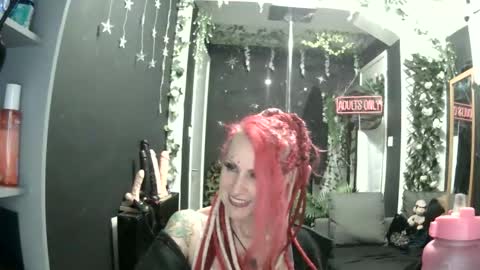 SaucySky online show from April 13, 10:21 pm