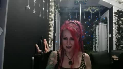 Snapshot of saucysky chatting on February 27, 9:58 pm SaucySky online show from February 27, 9:58 pm