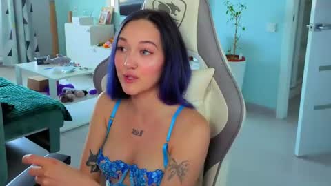 Ariel online show from June 17, 4:47 am