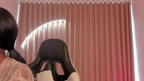 Savannahwildee online show from October 8, 12:20 pm