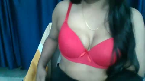 saxylady12 online show from March 5, 2:36 am