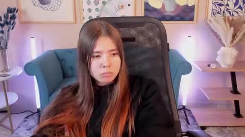 Saya online show from July 3, 11:27 am