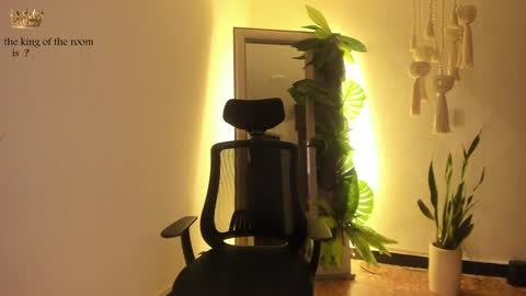 Snapshot of scalertt__steel_ chatting on January 14, 5:01 pm Venus online show from January 14, 5:01 pm