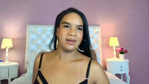Snapshot of scarleett_fox_ chatting on October 4, 10:32 am Scartlett online show from October 4, 10:32 am
