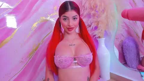 scarleett jones online show from February 4, 10:02 pm