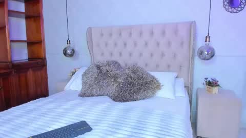 Snapshot of scarlet_brown20 chatting on September 29, 7:08 pm sacrlet online show from September 29, 7:08 pm