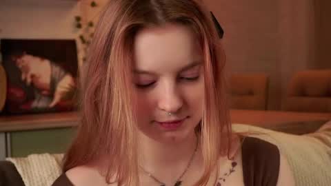 scarlet_fever10 online show from May 21, 5:44 pm