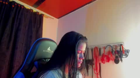 scarlet taylor kennedy online show from October 14, 12:02 am