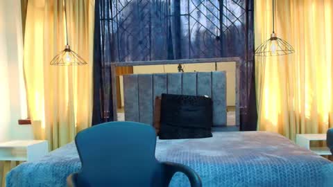 SCARLET MILF online show from November 29, 2:43 pm