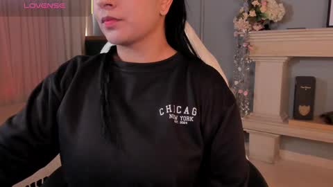 Snapshot of scarlet_miller_1 chatting on March 8, 12:18 pm Celeste online show from March 8, 12:18 pm