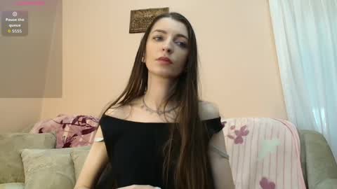 Scarlet online show from April 3, 3:21 pm