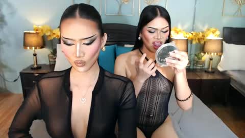 Scarlet online show from June 12, 7:00 pm