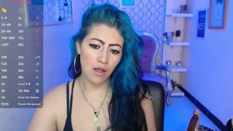Snapshot of scarleth_bluee chatting on February 11, 3:08 am Scarleth online show from February 11, 3:08 am