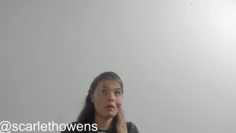Snapshot of scarleth_owens1 chatting on February 5, 5:41 am    online show from February 5, 5:41 am