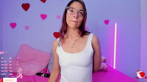 Snapshot of scarleth_red_ chatting on March 2, 11:41 am I am Scarleth Check mi profile online show from March 2, 11:41 am