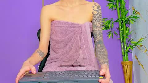 Denis online show from November 4, 2:49 am