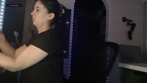 scarletmoons online show from March 2, 1:05 am