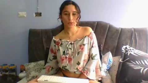 Snapshot of scarletscott_ chatting on December 14, 2:00 pm Nataly online show from December 14, 2:00 pm