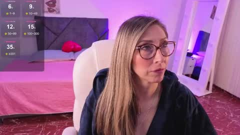 Scarlett online show from April 14, 11:43 am