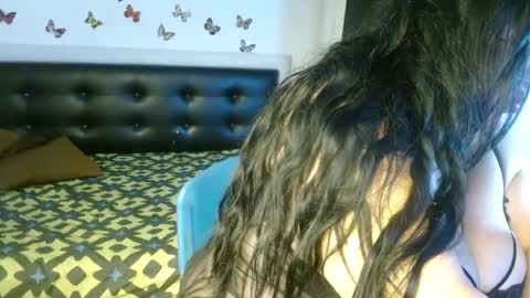 Snapshot of scarlett__blue chatting on January 24, 6:24 am scarlet online show from January 24, 6:24 am