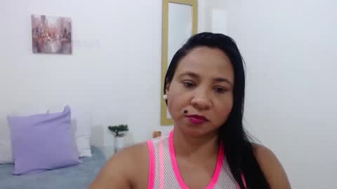 scarlett_adams__ online show from May 11, 12:18 pm
