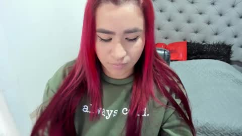 Scarlett Anaiz online show from January 6, 9:40 pm