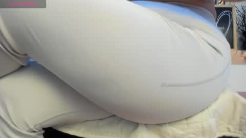 Scarlett Anaiz online show from February 15, 1:30 am