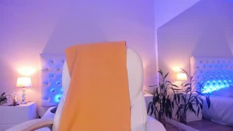 Bunny  online show from April 13, 1:56 pm