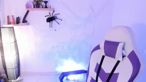 Snapshot of scarlett_enjoy1 chatting on October 15, 2:30 pm scarlett_enjoy1 online show from October 15, 2:30 pm