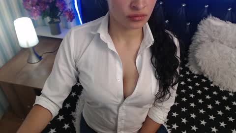 Snapshot of scarlett_keaton chatting on February 1, 7:15 am scarlett_keaton online show from February 1, 7:15 am