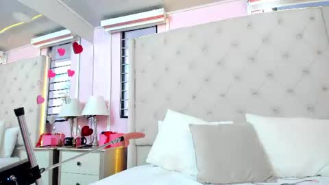 scarlett_leblanc_ online show from July 28, 3:21 pm