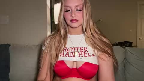 Scarlett Rose NOW ON XTWITTER online show from May 28, 5:27 am