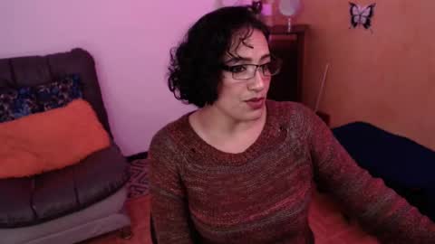 Snapshot of scarlett_sax chatting on February 25, 1:30 am Scarlett sax online show from February 25, 1:30 am