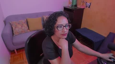 Snapshot of scarlett_sax chatting on September 10, 12:54 am Scarlett sax online show from September 10, 12:54 am