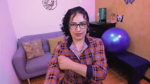 Snapshot of scarlett_sax chatting on September 25, 1:59 am Scarlett sax online show from September 25, 1:59 am