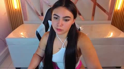Snapshot of scarlett_smith_tp chatting on September 25, 2:05 pm Scarlett online show from September 25, 2:05 pm