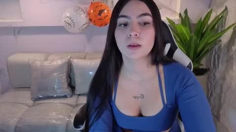 Snapshot of scarlett_smith_tp chatting on October 20, 12:52 pm Scarlett online show from October 20, 12:52 pm
