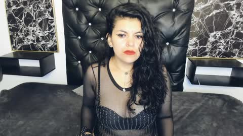 Snapshot of scarlett_w0lf chatting on December 19, 2:46 pm Scarlett online show from December 19, 2:46 pm